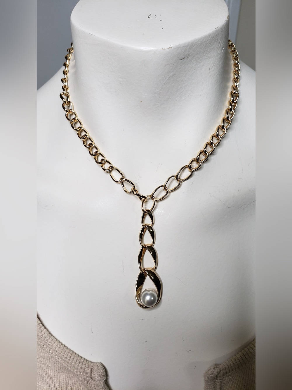 NWT Worthington Gold-Tone Link Necklace with Pearl Drop